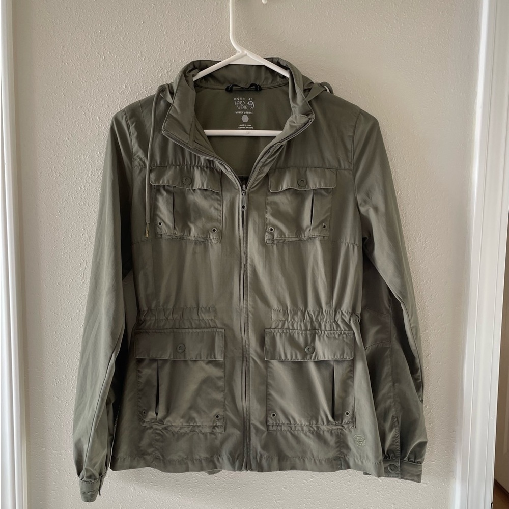 Mountain Hardwear Women’s Sz 2 Green Lightweight Hiking Hooded Jacket